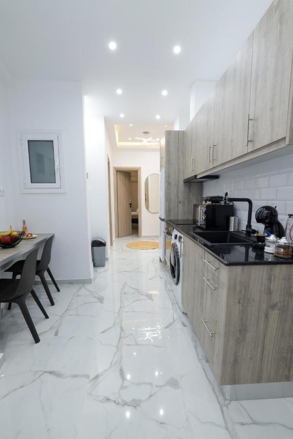 Zeos Finest Jacuzzi Suite Афины Экстерьер фото